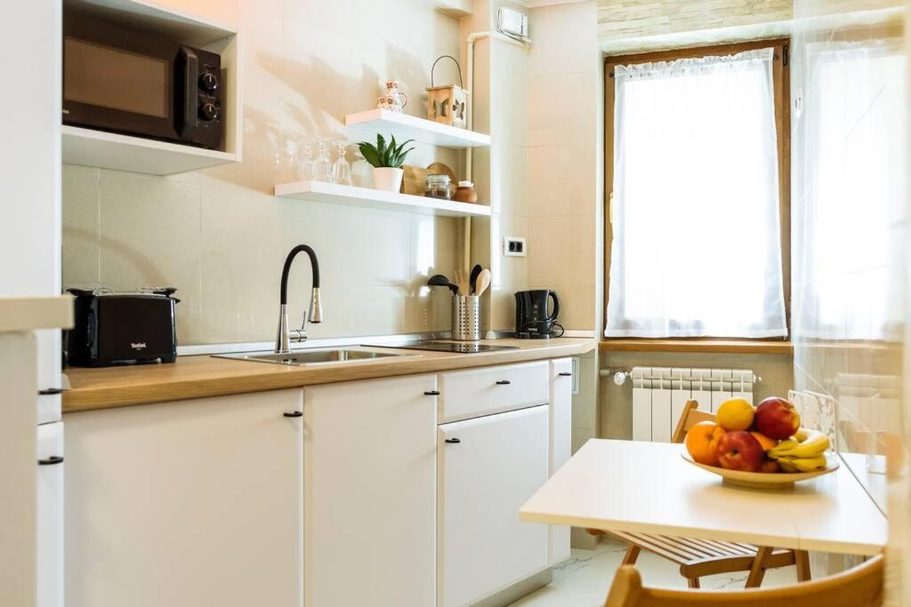 Studio With Private Terrace Next To Cismigiu Бухарест Екстер'єр фото